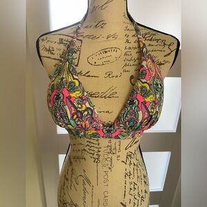Victoria’s Secret bikini top size medium